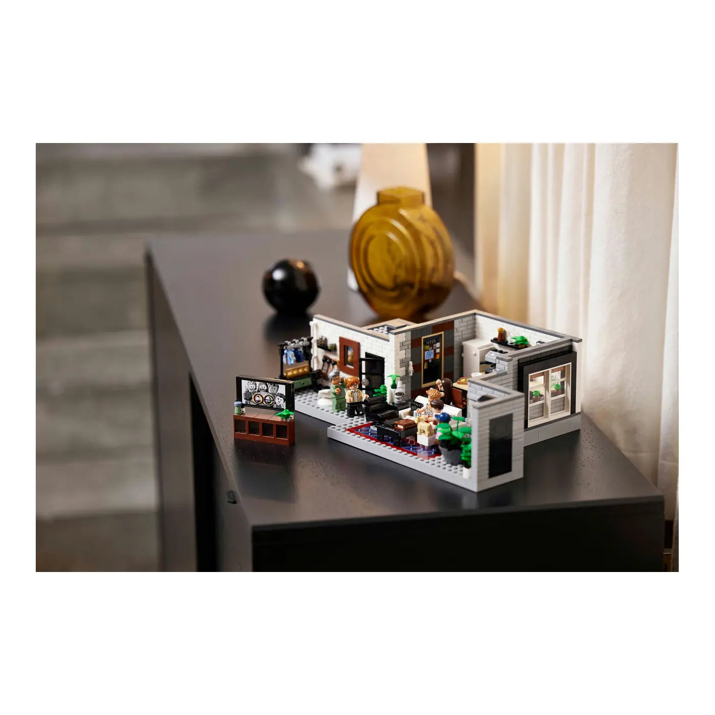 LEGO® Queer Eye 10291 Das Loft der Fab 5